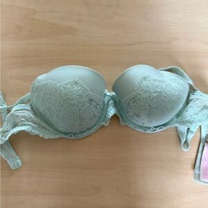 Victoria's Secret Lace Underwire Bra - Light Green